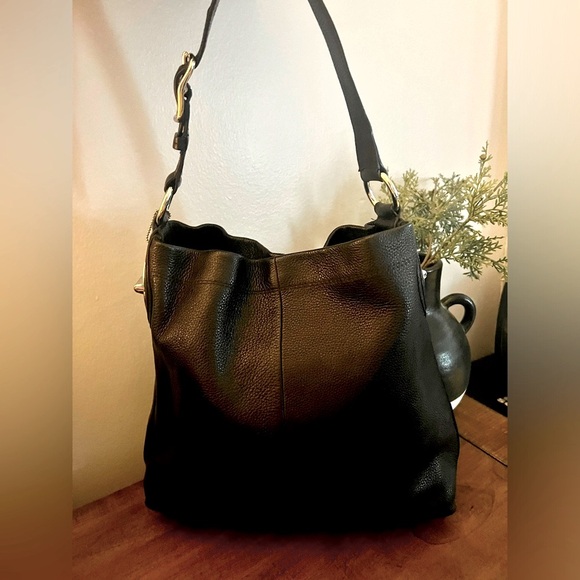 Coach Penelope Hobo Shoulder Bag - Picture 2 of 12